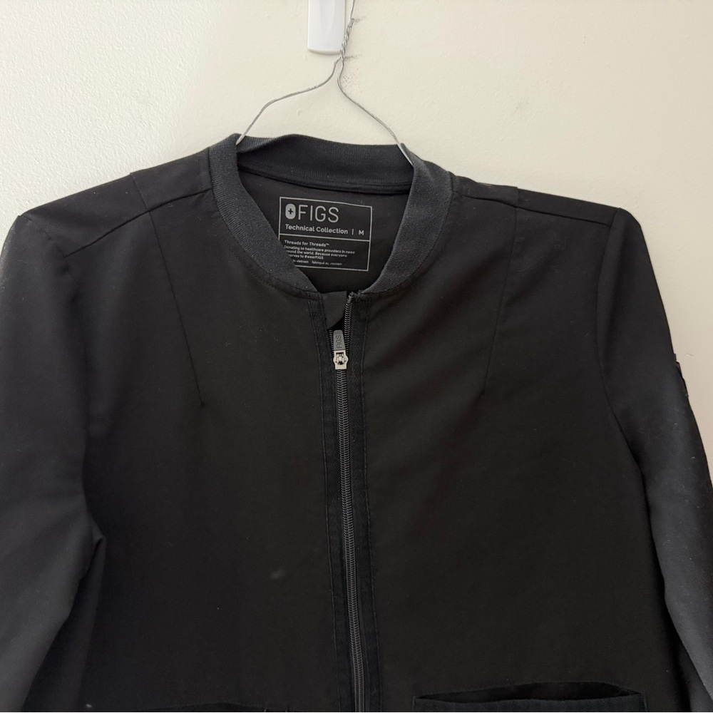 Figs Technical Collection Bellery Scrub Jacket in Black Size Medium Workwear - Picture 15 of 16